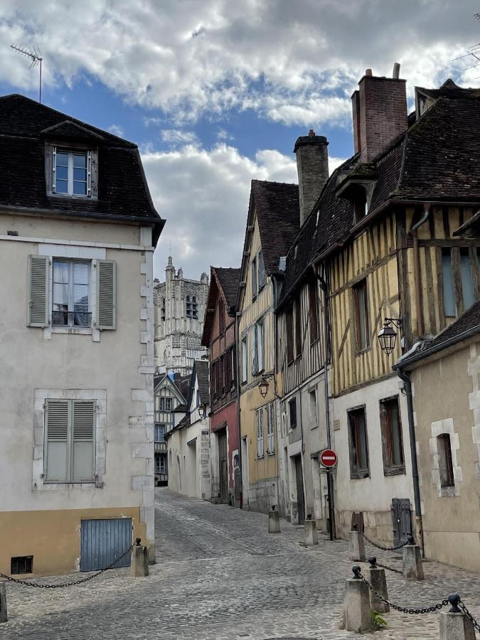 Appartement Le Paul Bert Auxerre Les Quais 2 Personnes Eksteriør bilde